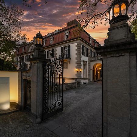Schlosshotel Βερολίνο Εξωτερικό φωτογραφία The gate of the villa