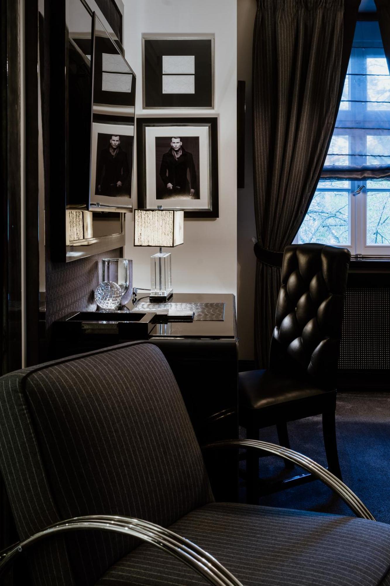 Schlosshotel Βερολίνο Εξωτερικό φωτογραφία The interior of the club