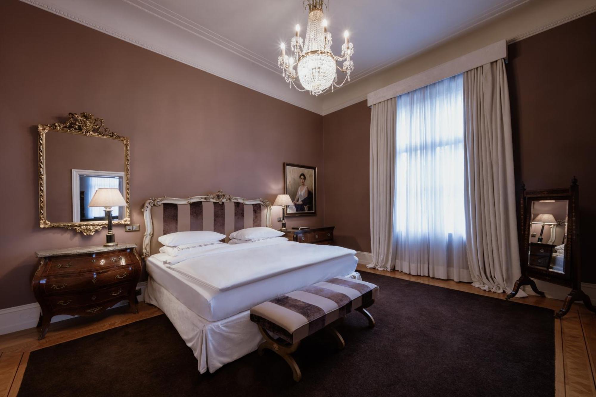 Schlosshotel Βερολίνο Εξωτερικό φωτογραφία A room at the hotel